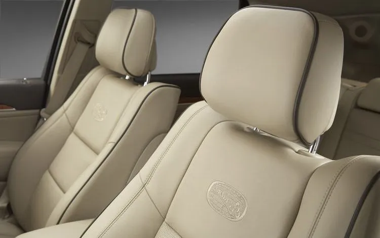 Tahukah Kamu Fungsi Headrest atau Sandaran di Jok Mobil? Ternyata Manfaatnya buat Keselamatan Lho!