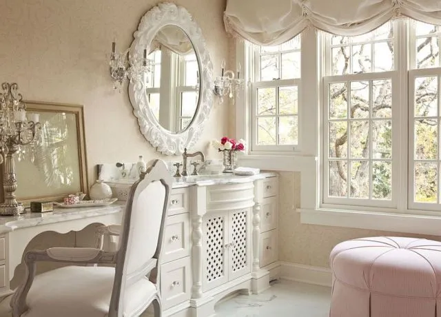 Inspirasi Kamar Tidur dan Bathtub Shabby Chic Menawan yang Terlalu Seru untuk Dilewatkan 18