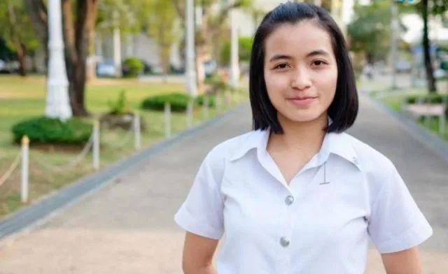Bukan Cuma Zaman Yang Berubah, Tapi 6 Tipe Teman SMA Kamu Ini Bisa Buatmu Tak Percaya 11