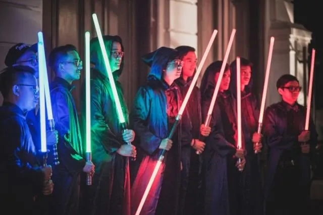5 Konsep Pernikahan Unik Selain A La Disney. Penggemar Film dan Anak Kekinian Wajib Simak Nih 28
