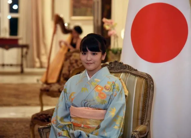 Demi Cinta, Putri Kekaisaran Jepang Ini Rela Lepas Status Bangsawannya. Kisahnya Bak Dongeng Ya 7