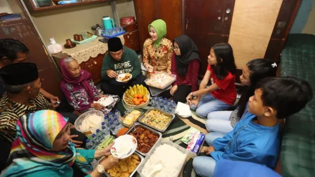 7 Perjuangan Ini Khatam Dilakukan Anak Kost Saat Bulan Puasa. Demi Menu Berbuka yang Enak dan Hemat 14