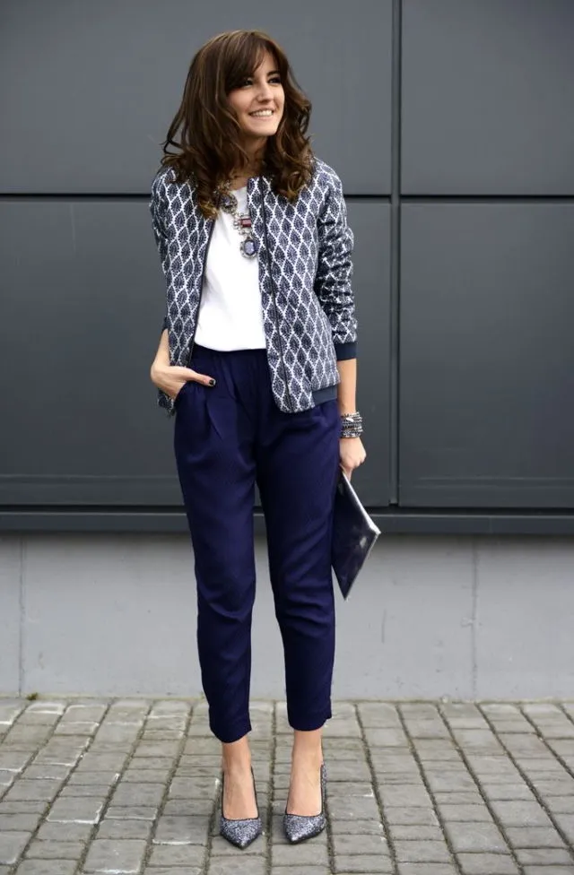 10 Blazer Ceria yang Tak Melulu Hitam dan Serba Formal. Disebut Cewek Elegan Sudah Bukan Lagi Kejutan! 15