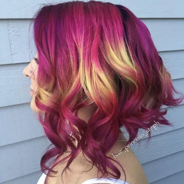 Shine Line, Tren Warna Rambut Terbaru Ala Unicorn yang Viral di Instagram. Kamu Mau Coba? 18
