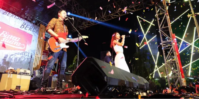 9 Lagu yang Pasti Buat Hatimu Tersayat-sayat dan Kegalauanmu Sampai di Level Paling Atas 18