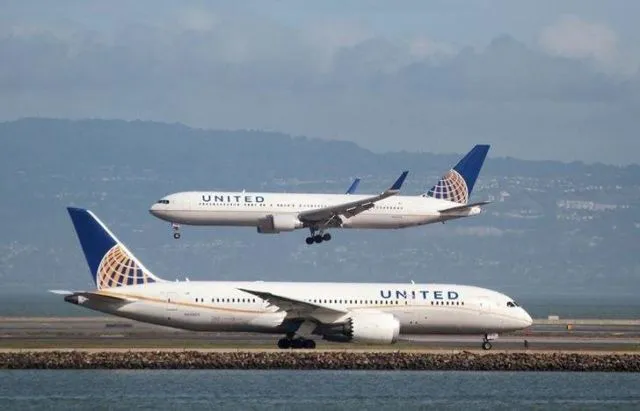 Penumpang Pesawat Tujuan ke Paris Ini Malah Nyasar ke Amerika. Begini Kroologis Kejadian Konyol Ini! 6