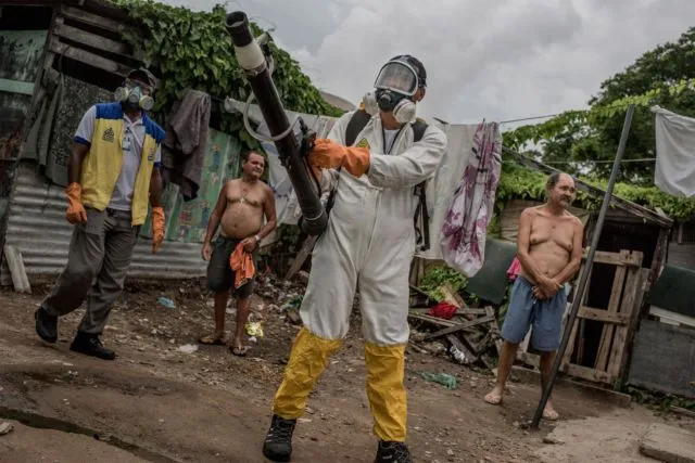12 Foto Korban Zika Ini Sungguh Memilukan. Meski Situasi Darurat Sudah Lewat, Tetap Perlu Waspada 18