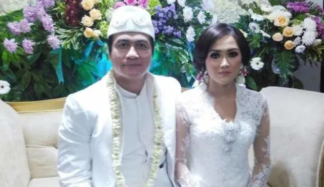 Adjie Pangestu Resmi Menikah dengan Mahasiswi Berusia 25 Tahun Lebih Muda, Semoga yang Ini Beneran 5