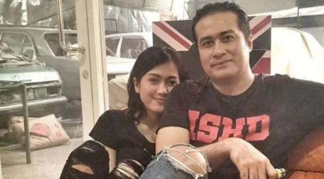 Adjie Pangestu Resmi Menikah dengan Mahasiswi Berusia 25 Tahun Lebih Muda, Semoga yang Ini Beneran 8