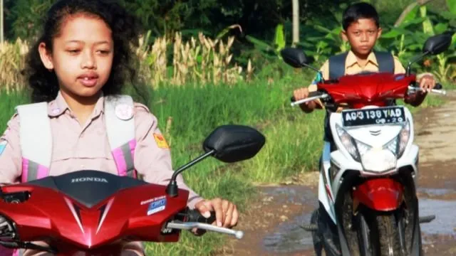 Bukan Lagi Pungli atau Nembak SIM Saja, Sekarang Ada Anak SMP Bawa Motor Pakai SIM M. Aneh-aneh Aja! 6