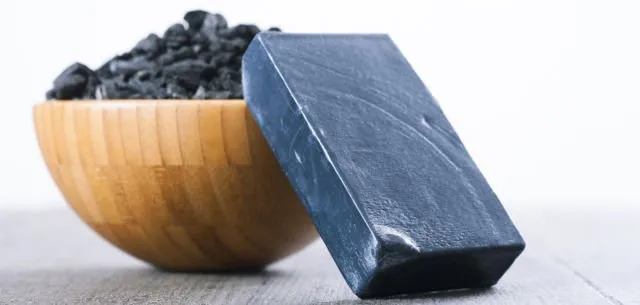 8 Produk Kecantikan Berbahan Activated Charcoal alias Arang Aktif Untuk Bersihkan Kulit dengan Maksimal 12
