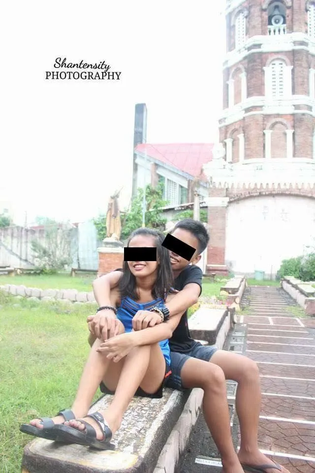 Dua Bocah Ini Berfoto-foto Mesra Mirip Sesi Foto Pre-wed, Miris, Nggak Risih Apa Ya Fotografernya? 10