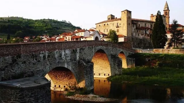 Sebuah Kota di Italia Tawarkan Rp29 Juta Bagi Orang yang Mau Pindah ke Sana. Tertarik?! 7