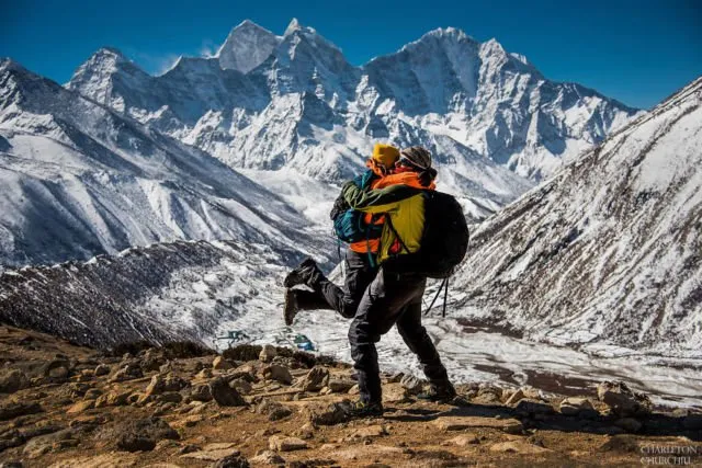 Luar Biasa, Pasangan Ini Menikah di Gunung Everest. Kalau Sudah Cinta, Menaklukkan Gunung pun Bisa! 20