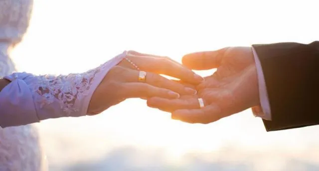 Pria Ini Batalkan Nikah Pakai Alasan Sepele, Eh Calon Istri Akhirnya Dilamar Tamu Undangan, Sweet :) 5