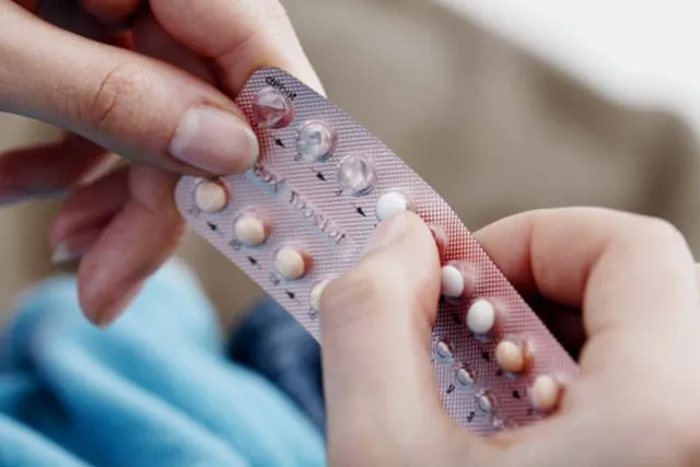 Mengenal Lebih Jauh Tentang IUD. Kok Bisa Sampai Ada Bayi Terlahir dengan Mengenggam Alat Kontrasepsi Ini? 10