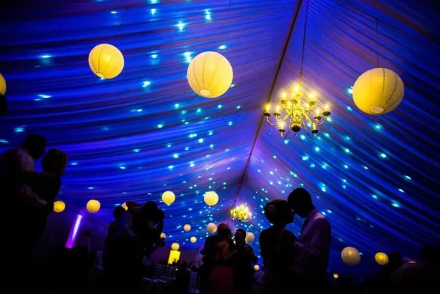 10 Dekorasi Garden Party di Dalam Ruangan. Nggak Ada Lagi Istilah Takut Kehujanan 53
