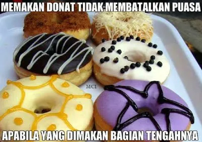 17 Meme Kocak Batal Puasa yang Pasti Bikin Kamu Ngakak, Kecuali Kamu Udah Pernah Ngelakuin Juga :) 33