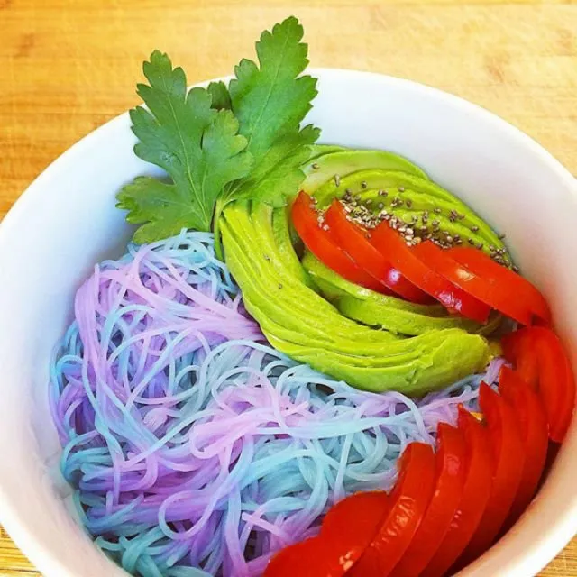 Makanan Kok Indah? Ya Mi Unicorn Ini Lho Cantik Banget Buat di Foto, Malah Sayang Buat Dimakan 26