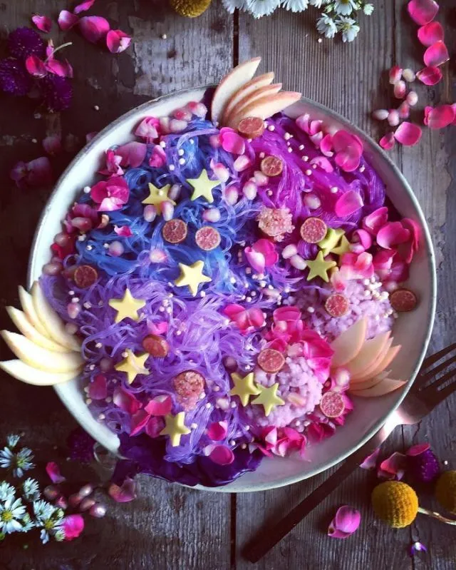 Makanan Kok Indah? Ya Mi Unicorn Ini Lho Cantik Banget Buat di Foto, Malah Sayang Buat Dimakan 20