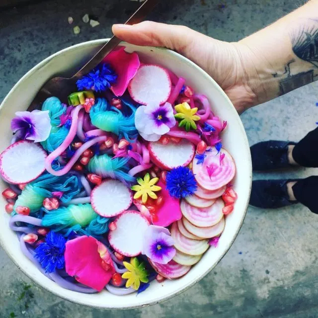 Makanan Kok Indah? Ya Mi Unicorn Ini Lho Cantik Banget Buat di Foto, Malah Sayang Buat Dimakan 21