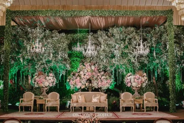 10 Dekorasi Garden Party di Dalam Ruangan. Nggak Ada Lagi Istilah Takut Kehujanan 28
