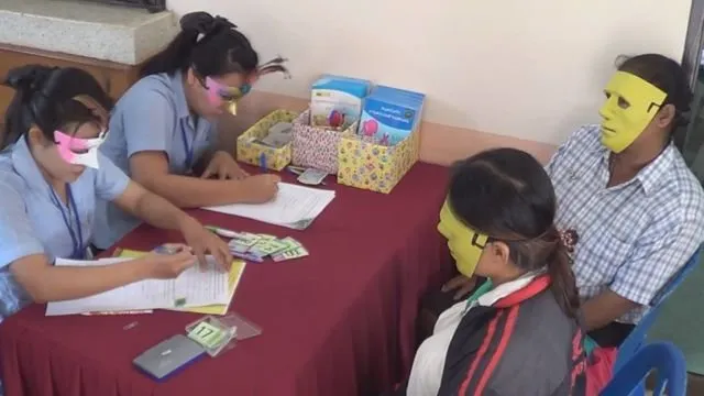 Bukan Pesta Kostum, Topeng Hijau Ala Film The Mask Ini untuk Perempuan yang Malu ke Dokter Kandungan 7