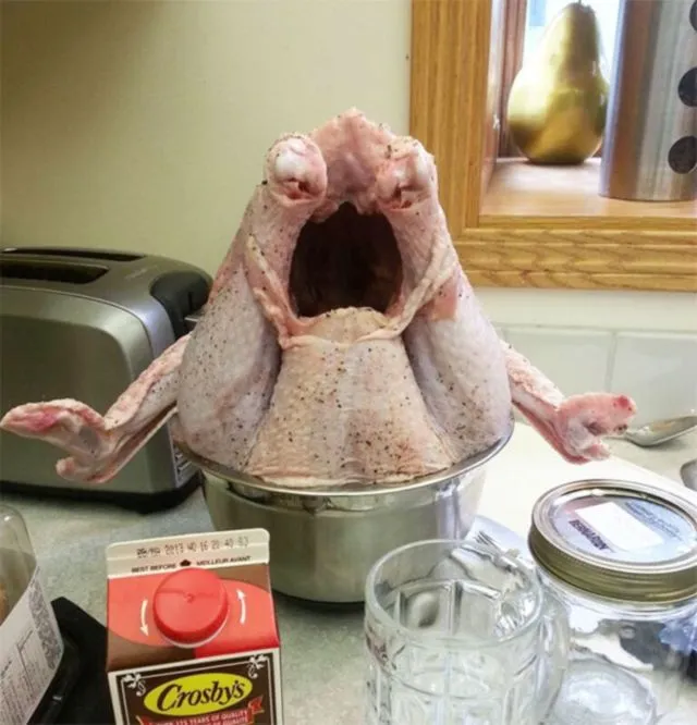 15 Foto Ini Bikin Kamu Berimajinasi Sendiri? Itulah yang Namanya Pareidolia, Sering Terjadi ‘Kan? 16
