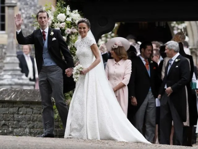 Resmi Sandang Status Istri, Pernikahan Pippa Middleton yang Sederhana Tetap Membuatmu Jatuh Hati 24