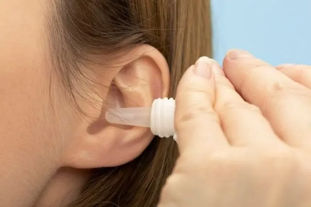 Banyak yang Salah Kaprah, Ternyata Bersihin Telinga Pakai Cotton Bud Itu Bahaya. Baca Deh Faktanya! 12
