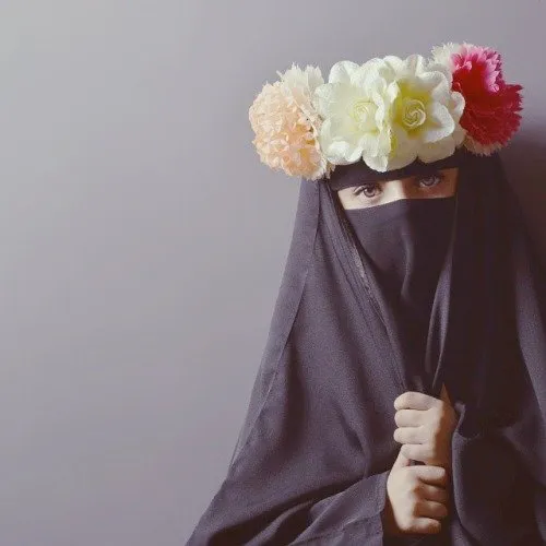 Faktanya, Rajin Shalat Bisa Membuat Aura Kita Sebagai Perempuan Terpancar Sempurna. Percaya?
