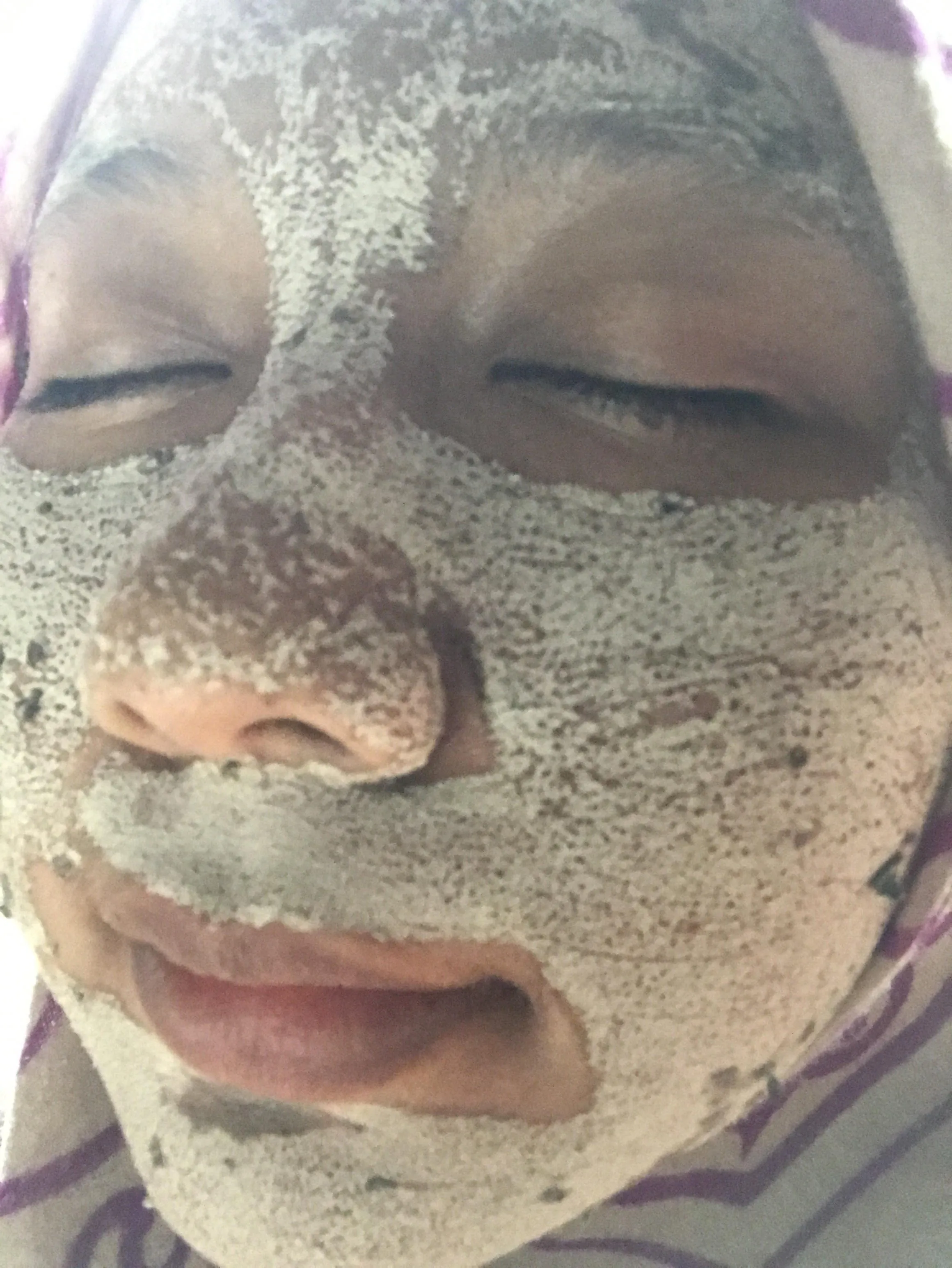TBS Himalayan Charcoal Purifying Glow. Harga 300 Ribu, Kualitas Kayak Masker 800 Ribu! 18