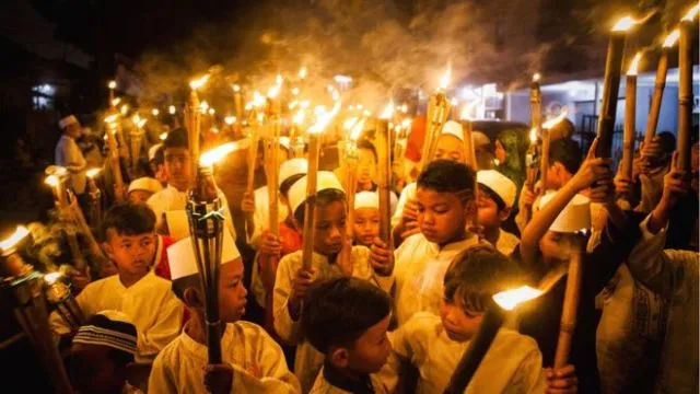 Pawai Ramadan yang Harusnya Bawa Kedamaian, Justru Penuh Anak-anak Berteriak 'Bunuh Ahok'. Gawat Sih 5