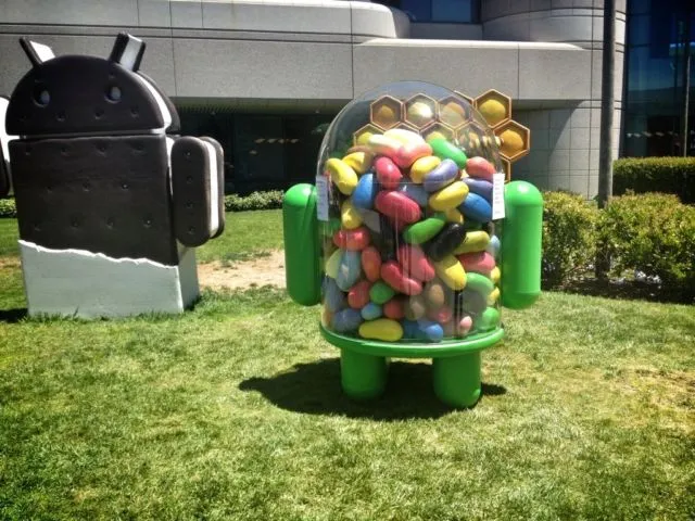 Kisah Di Balik 12 OS Android yang Namanya Makanan Manis Semua. Yang Buat Lagi Lapar Apa Ya?! 21