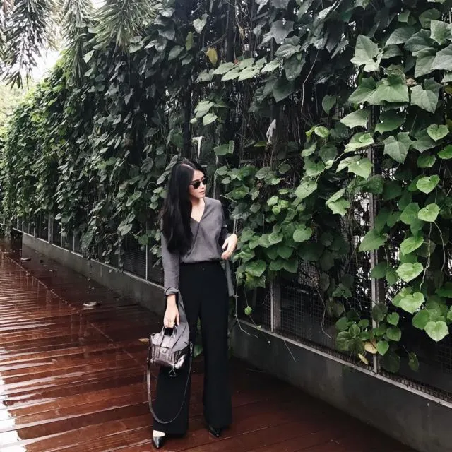 11 Gaya Berpakaian Buatmu Fresh Graduate yang Baru Pertama Kali Masuk Kerja 17