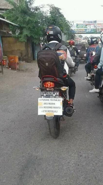 Curhatan Pemudik Galau yang Belum Bisa Bawa Menantu. Kocak Banget Sih Kata-kata Mereka! 12