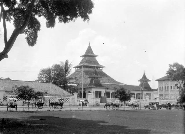 Potret Perbandingan Bandung Tempoe Doeloe dengan Masa Kini. Mana yang Lebih Romantis? 17