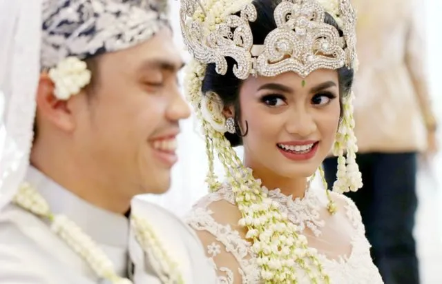 Kisah Cinta 5 Pasangan Ini Bapernya Udah Keterlaluan. Bikin Kamu Nggak Sabar Buat Diseriusin Juga, ‘Kan! 10