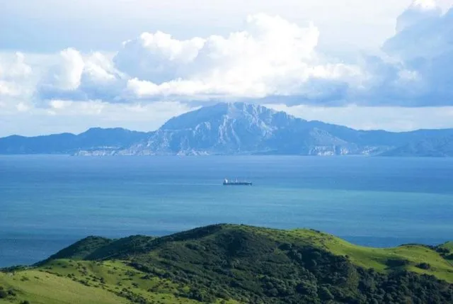 Bukan Sulap Bukan Sihir, Dua Air Laut Ini Bertemu Tapi Tak Pernah Menyatu. Ada Beberapa Nih di Dunia 8