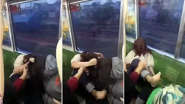 15 Potret Kelakuan Unik dan Kocak Penumpang KRL Ini Emang Bikin Ngakak. Memang Lucu Sih 26