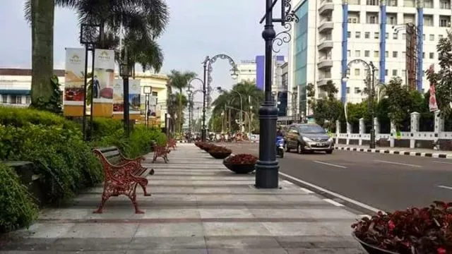 Potret Perbandingan Bandung Tempoe Doeloe dengan Masa Kini. Mana yang Lebih Romantis? 28