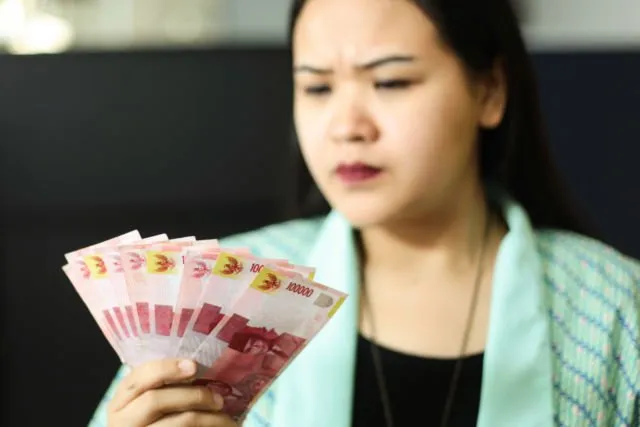 5 Hal yang Harus Kamu Ketahui Soal THR. Biar Nggak Nunggu-nunggu Tanpa Kejelasan 7