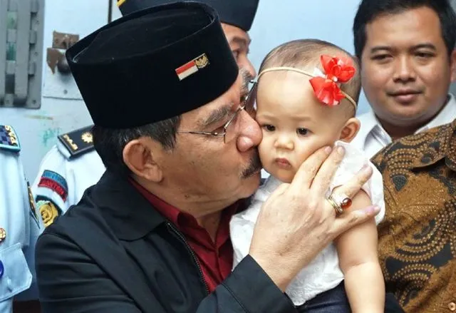 Dari 20 Tahun Penjara, Jadi 9 Tahun Aja. Inilah Penyebab Koruptor Sering Bisa Keluar Bui Lebih Cepat 11