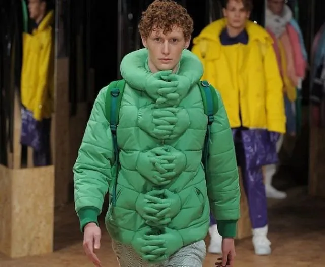 10 Fashion Ini Bisa Dibilang Aneh, Tapi Ternyata Ada Juga yang Beli! 13