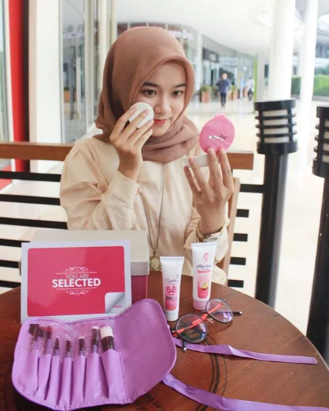 7 Tips Make up Anti Menor Ini Pas Banget Buat Dandan Sehari-hari 9