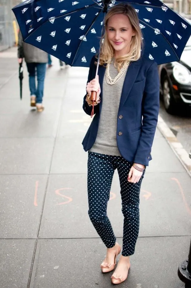 11 Inspirasi Busana Motif Polkadot Buat Cewek. Mau Bergaya Vintage Atau Kekinian Semuanya Oke 14