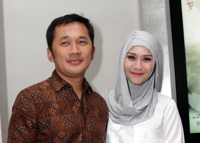 Status Duda Bukanlah Penghalang Bagi Sosok-sosok Berikut Untuk Punya Pasangan Idaman. Kamu Kapan? 6
