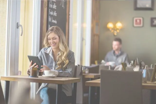 Suka Khawatir Nggak Aman Pakai Wifi Gratis? 7 Hal Ini Bikin Kamu Jadi Tenang 9