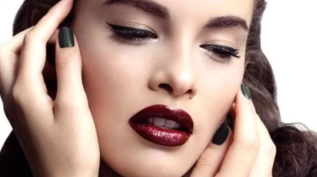 Pilihan Warna Lipstik Menurut Karakter Zodiak. Katanya Sih, Ada Kekuatan Tersembunyi Saat Diterapkan 16