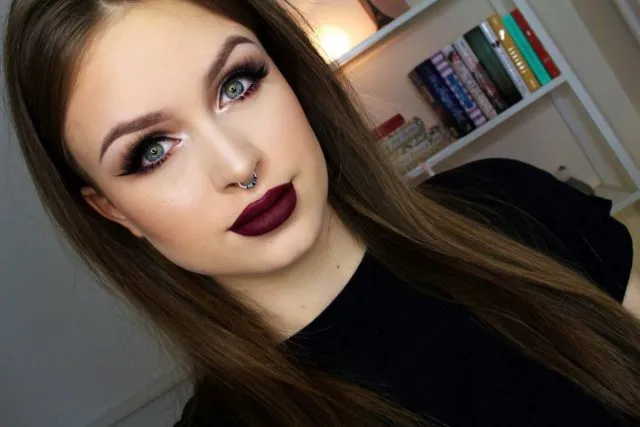 Pilihan Warna Lipstik Menurut Karakter Zodiak. Katanya Sih, Ada Kekuatan Tersembunyi Saat Diterapkan 23